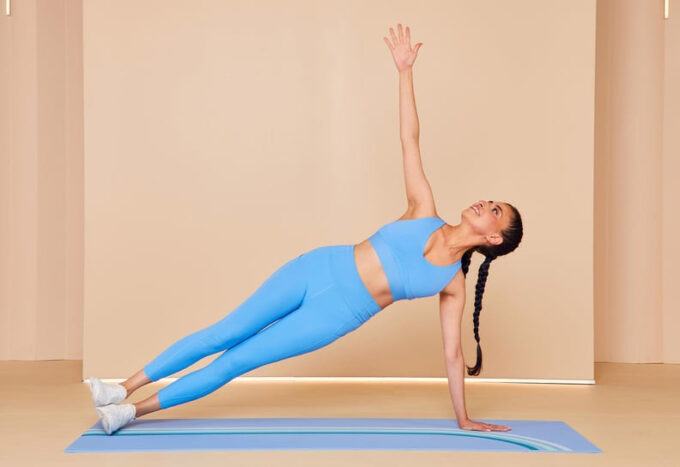 4 động tác đơn giản giúp vòng eo thon gọn nhanh chóng