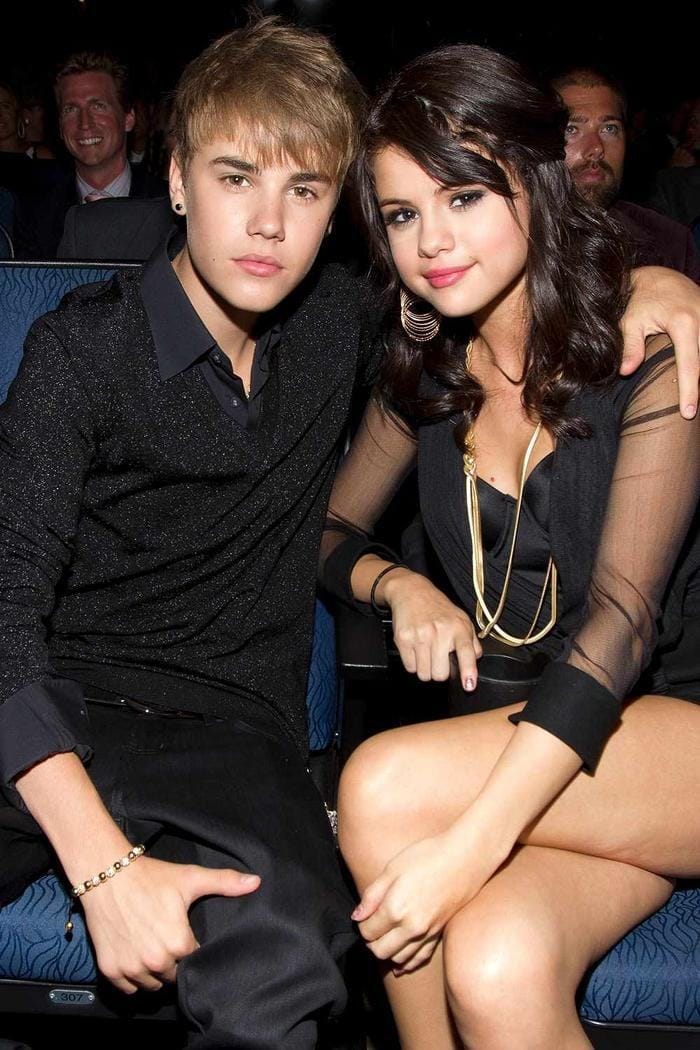Selena Gomez 'bóng gió' Justin Bieber trong album mới? Ảnh 4