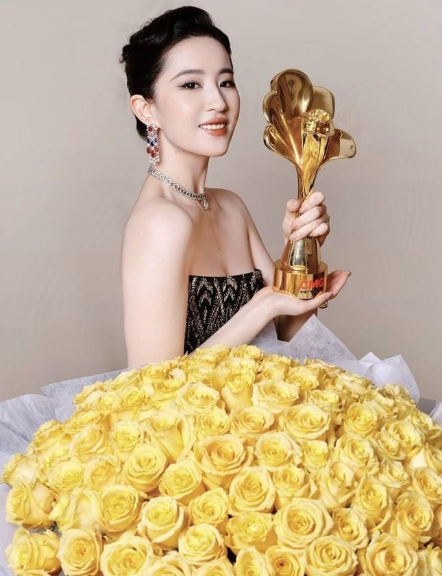 Lưu Diệc Phi tại sự kiện