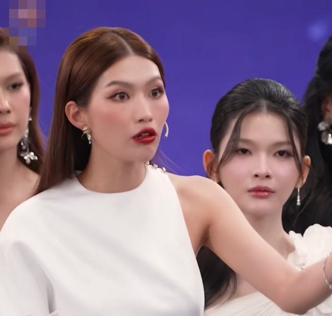 Giám khảo và Mentor nảy lửa tranh cãi tại Miss International Queen Vietnam 2025