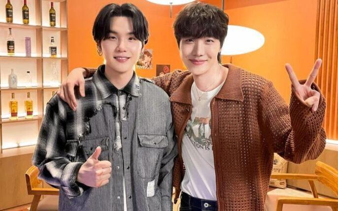 Suga và J-Hope (BTS) gây xúc động với hành động thiện nguyện ý nghĩa