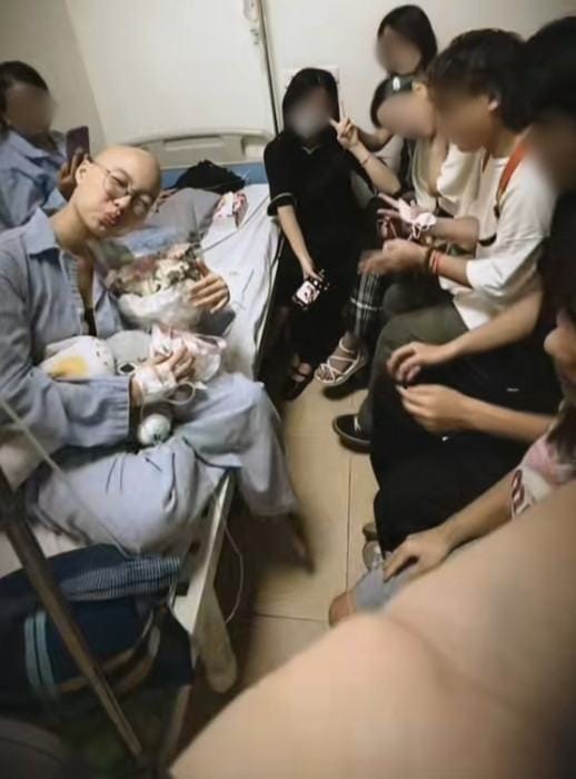 TikToker Minh Hạnh Nấm vừa qua đời ở tuổi 20 là ai