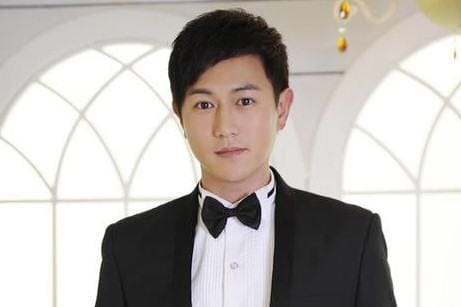 Trần Kiện Phong: Từ ‘hoàng đế đẹp trai nhất’ đến ngoại hình gây sốc