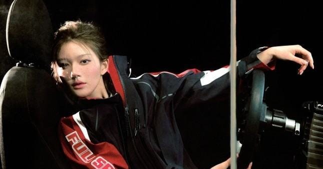 Triệu Lộ Tư hủy theo dõi hàng loạt, dấu hiệu chia tay công ty quản lý?