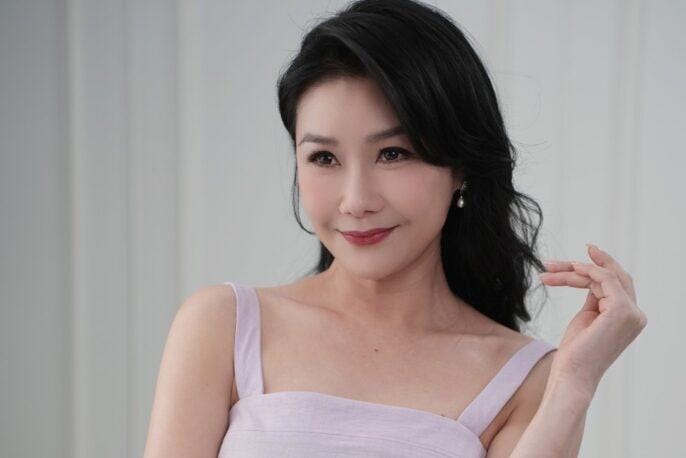Trương Tuệ Nghi ‘bùng nổ’ vì bị đồn cặp kè 6 đại gia