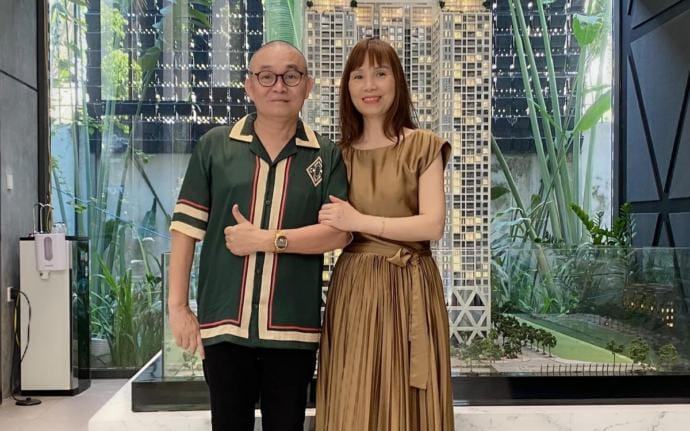 Vợ Xuân Hinh không ghen, lùi bước để chồng tỏa sáng