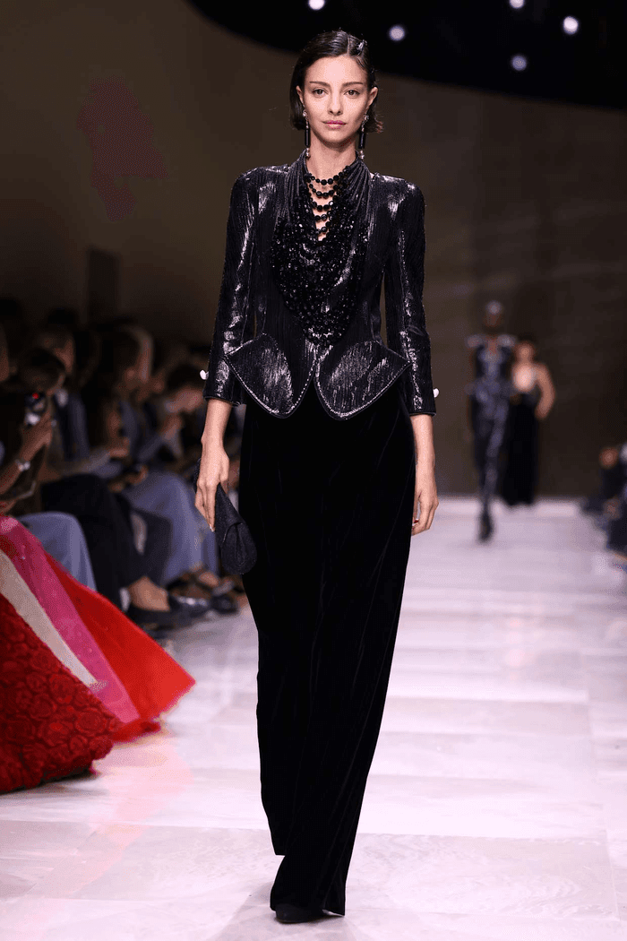 Lucy Markovic từng đăng quang Á quân Australia's Next Top Model 2015 khi chỉ mới 17 tuổi.