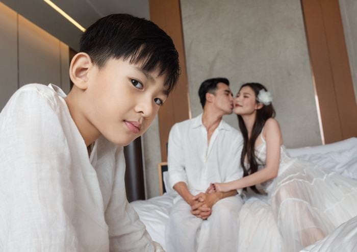 Thúy Diễm 'lãi vàng' sau 9 năm cưới Lương Thế Thành