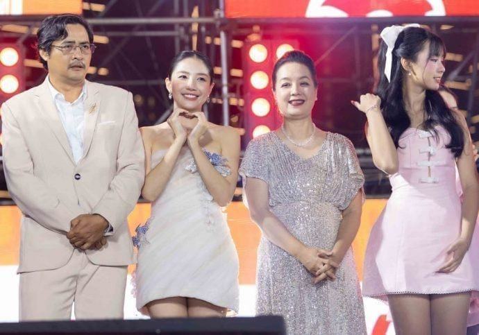 Cherry Hải My tỏa sáng