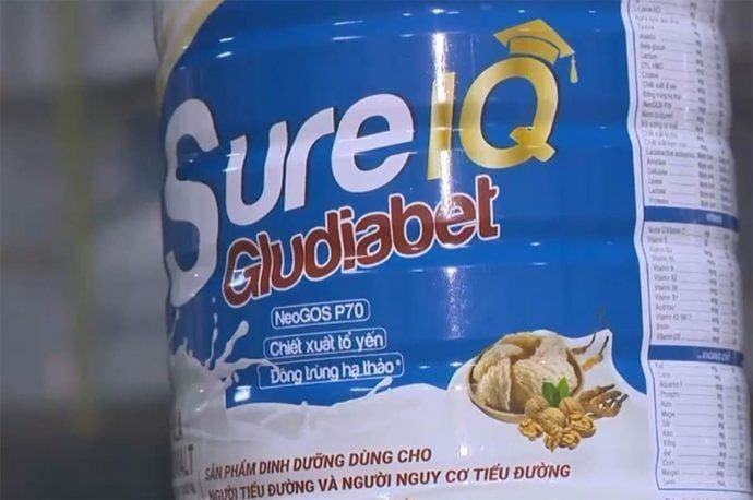 BTV Quang Minh, Vân Hugo, NSND Hồng Vân bị réo tên vì quảng cáo sữa ảnh 1