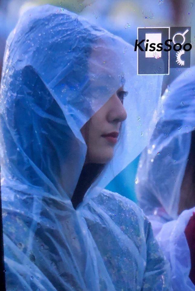 Krystal Jung đẹp tự nhiên