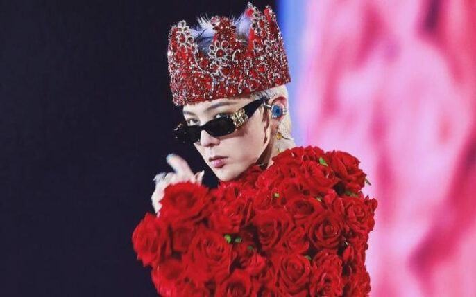 G-DRAGON gây xúc động khi bất chấp nguy hiểm vì fan đặc biệt