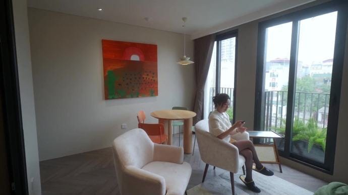 Bên trong nhà mới 7 tầng 30 tỷ đồng của admin Nghiện Nhà, riêng góc trưng bày đã hơn 1 tỷ đồng- Ảnh 4.