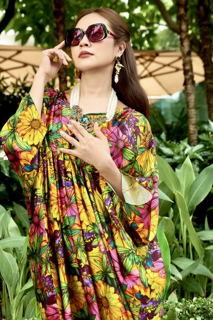 Diễn viên Thanh Thúy khoe vẻ đẹp không tuổi với đầm chất liệu lụa - 6