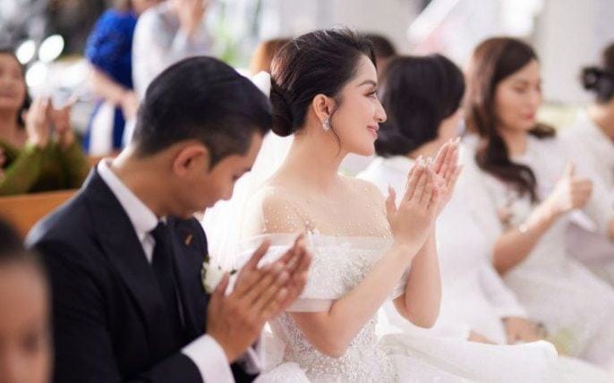 Khánh Thi – Phan Hiển: ‘Lãi’ gần tỷ đồng từ quà cưới vàng sau 3 năm