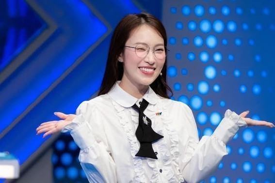 Khánh Vy: Từ ‘hot girl 7 thứ tiếng’ đến nữ MC triệu đô