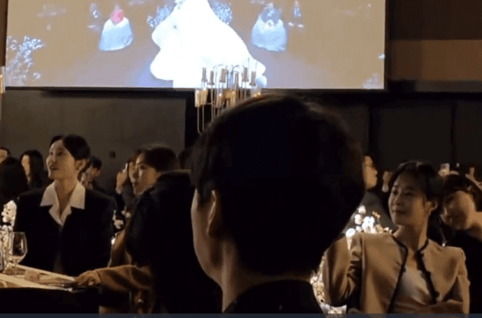 Yuri (SNSD) là bạn thân của Hyomin