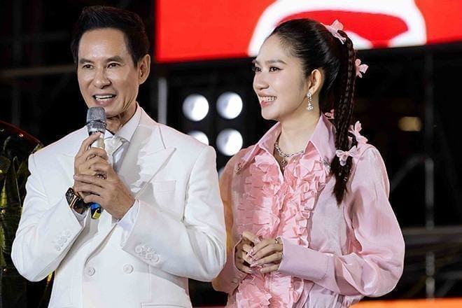 Lý Hải ‘đốt cháy’ TPHCM với sự kiện ra mắt ‘Lật mặt 8’ quy mô khủng