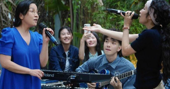 Mỹ Linh gây xúc động khi bất ngờ song ca cùng con gái Mỹ Anh