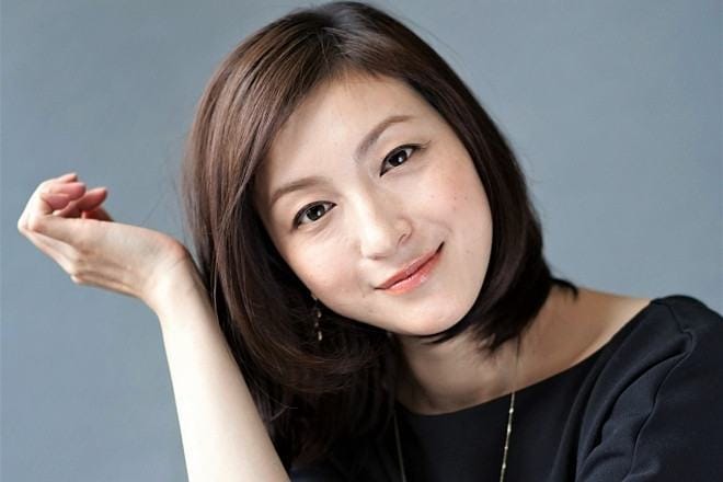 Ngọc nữ Nhật Bản Hirosue Ryoko gây sốc khi hành hung y tá