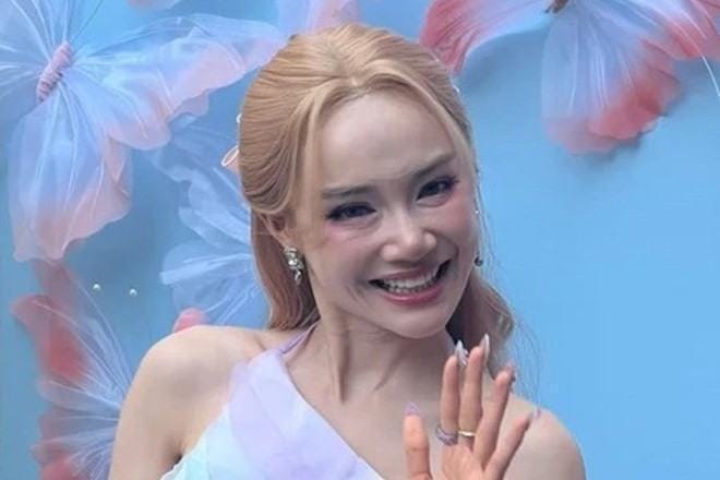 Nhã Phương gây sốc với nhan sắc ‘xuống dốc’ qua ống kính thường