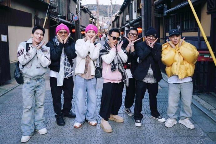 Nhà Trẻ trong chuyến lưu diễn Nhật Bản