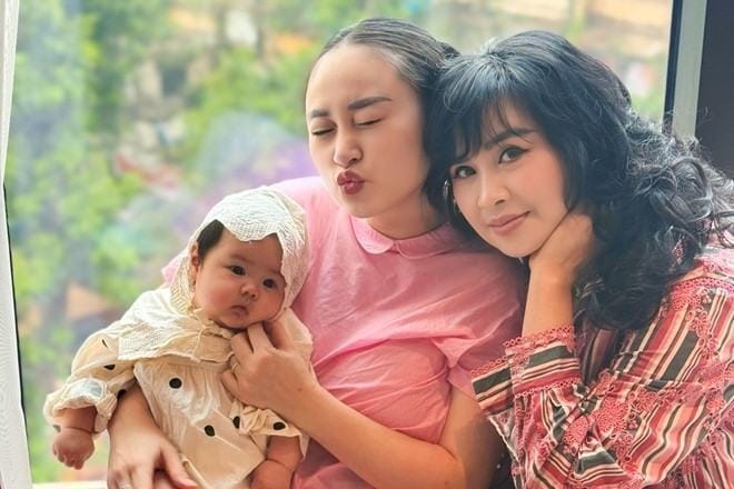 NSND Thanh Lam ‘đốn tim’ fan khi khoe cháu ngoại 3 tháng tuổi đáng yêu