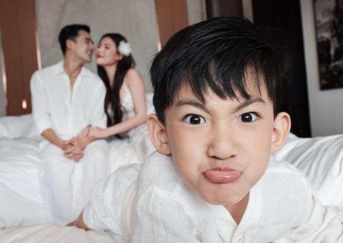 Khoảnh khắc vui nhộn, hạnh phúc của gia đình nhỏ Thúy Diễm.