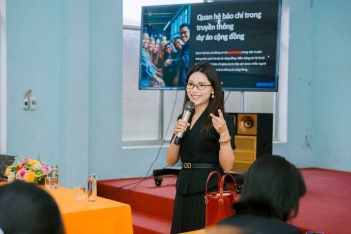 Phát sóng đời tư kiếm tiền: Sự trượt dốc đạo đức thời hiện đại? ảnh 3