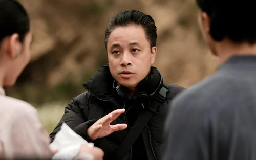 Victor Vũ và ‘Thám tử Kiên: Kỳ án không đầu’ dời lịch chiếu, đối đầu ‘Lật Mặt’