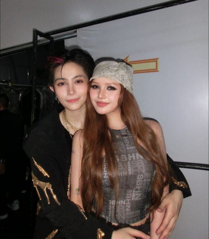 Gil Lê - Xoài Non cực tình trong hậu trường concert Chị Đẹp Đạp Gió.