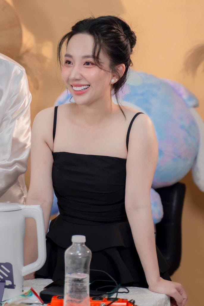 Lê Dương Bảo Lâm và vợ