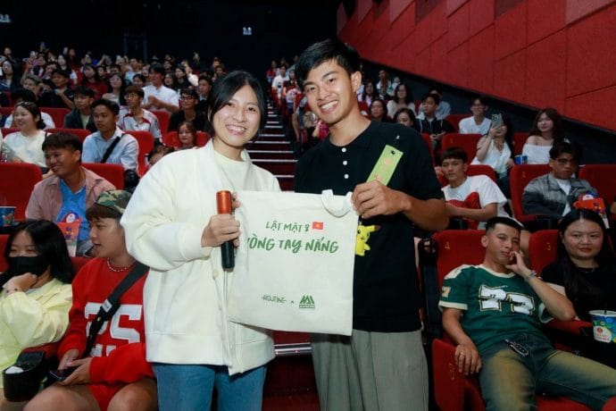 Lê Tuấn Khang giao lưu với khán giả