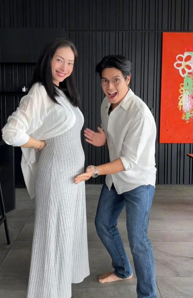 Ngô Thanh Vân khoe bụng bầu nhô cao