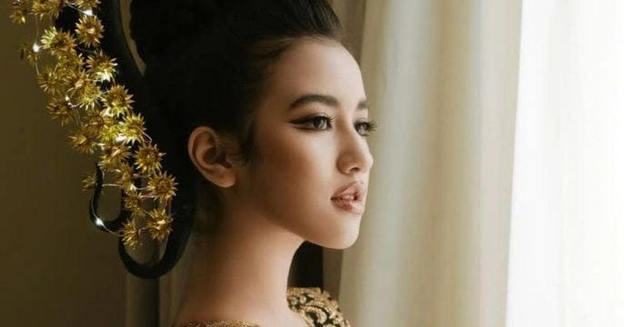 Công chúa 13 tuổi Campuchia: Ngôi sao đa tài của hoàng gia