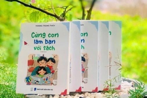 Cùng con làm bạn với sách - cẩm nang giúp trẻ đến với văn hóa đọc - 1