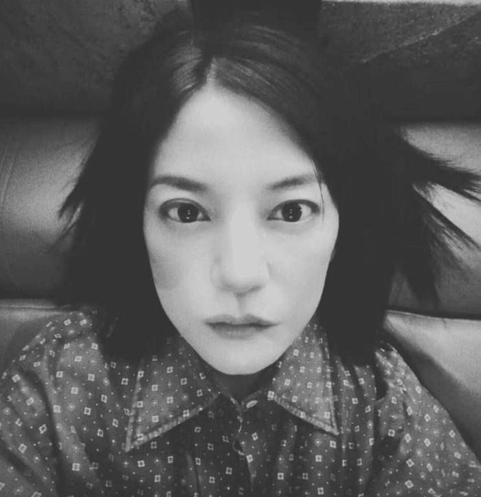 Tấm hình mới nhất của Triệu Vy khiến dân tình được phen xôn xao bàn tán. Ảnh: IGNV