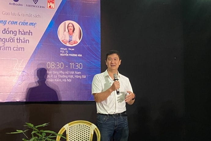 Hãy nói rằng con cần mẹ: Khi trầm cảm cần được lắng nghe và đồng hành - 2