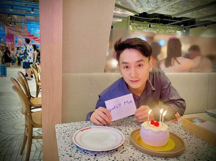 Nam diễn viên Huy Ma sống một mình ở Thái Lan. Ảnh: Sưu tầm