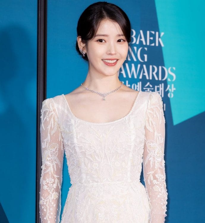 IU trên thảm đỏ Baeksang
