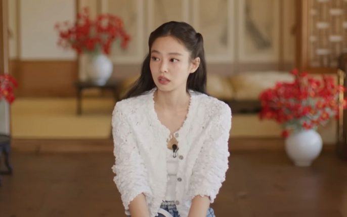 Jennie BLACKPINK bật khóc kể về quãng thời gian ‘kiệt quệ’ vì áp lực