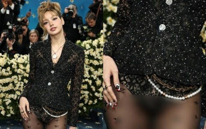 Lisa (BLACKPINK) gây bão với trang phục ‘nhạy cảm’ tại Met Gala 2025