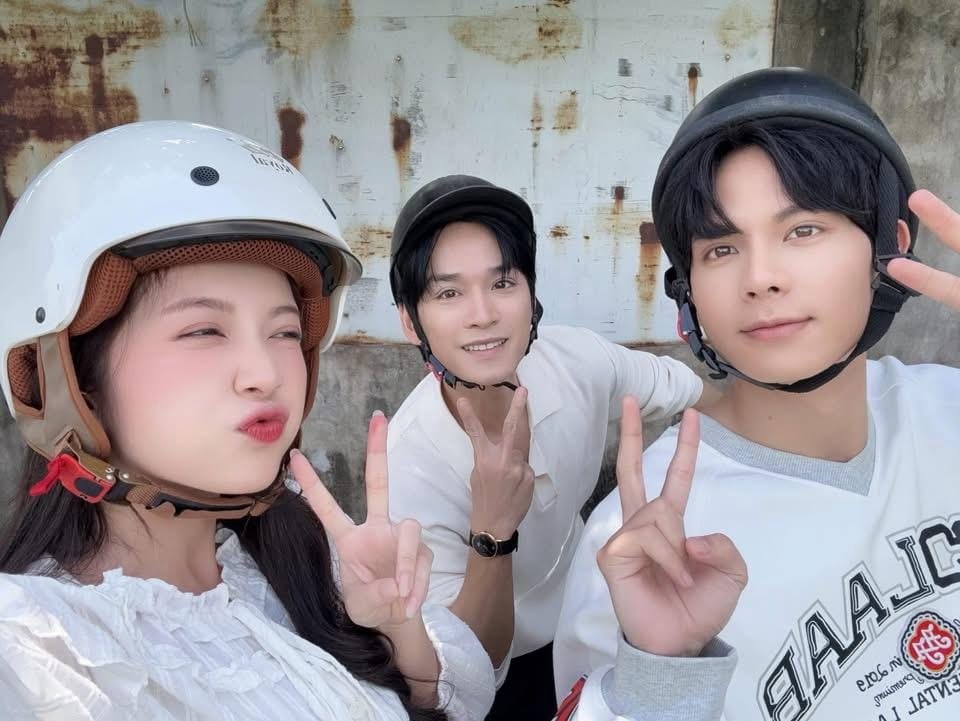 Những hình ảnh hậu trường vui nhộn của phim Cha tôi, người ở lại - 3