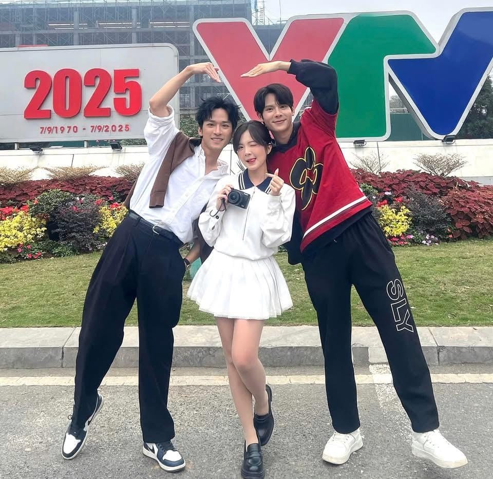 Những hình ảnh hậu trường vui nhộn của phim Cha tôi, người ở lại - 2