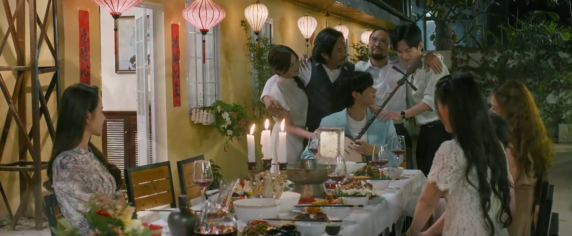 Những hình ảnh hậu trường vui nhộn của phim Cha tôi, người ở lại - 1