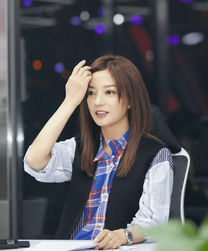 Trước đây, Triệu Vy luôn được khán giả đánh giá cao, thường xuyên lọt top cao trong bảng xếp hạng nhan sắc của nghệ sĩ nữ trong giới showbiz Hoa ngữ. Ảnh: IGNV