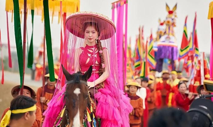 Hòa Minzy và tin vui lớn với Bắc Bling Ảnh 3