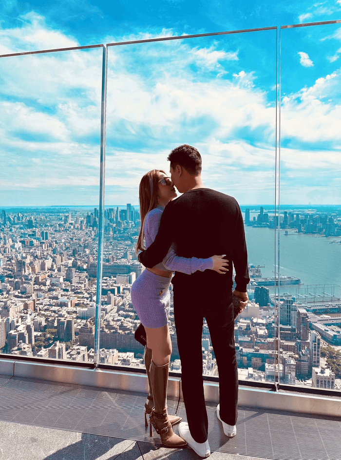 Huyền Baby và chồng thiếu gia.